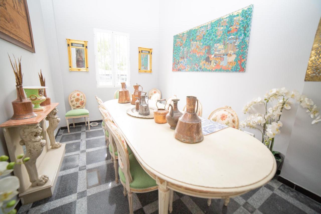 Casa Xanadu Seville - 6 Bedroom Andalusian Home With Terraces Екстериор снимка